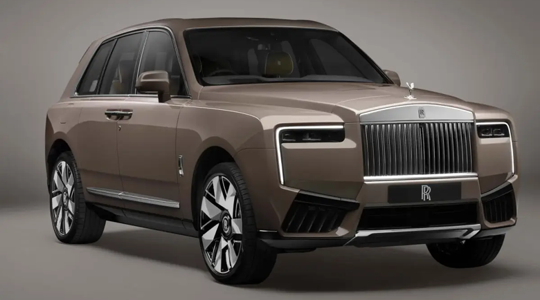 Смела трансформация: Rolls-Royce Cullinan дебютира с нова визия