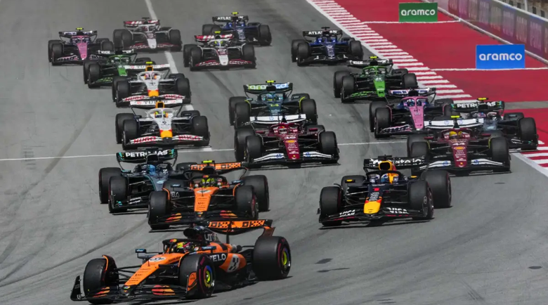 Двойна победа за McLaren в Испания, Red Bull провалиха Верстапен